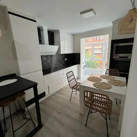 Apartment La Arena